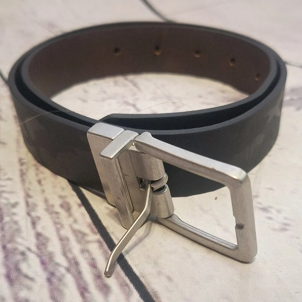 Black Camo Synthetic Leather Belt with Silver Buckle Sz L YOUTH